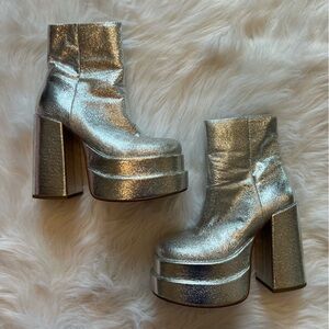 Steve Madden Cobra Platform boots